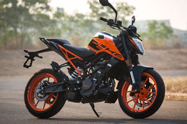 KTM 200 Duke BS6 vs Honda CB150R ExMotion: Image Comparison - Bike Dekho | DailyHunt